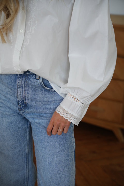 Lucia blanche - Chemise brodée