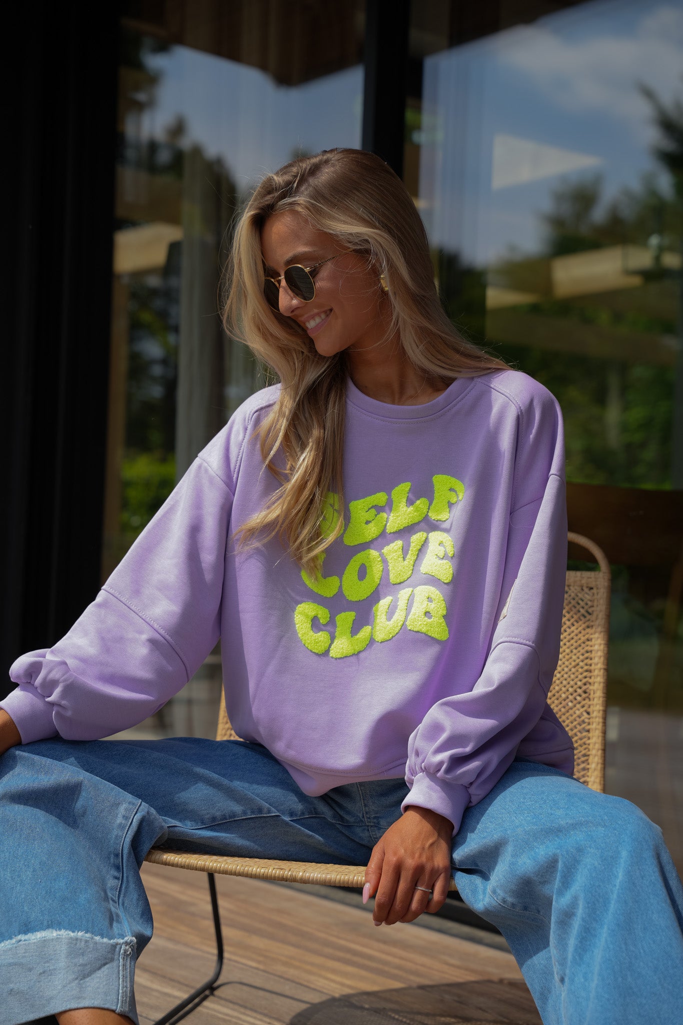 Mona violet - Sweat-shirt brodé
