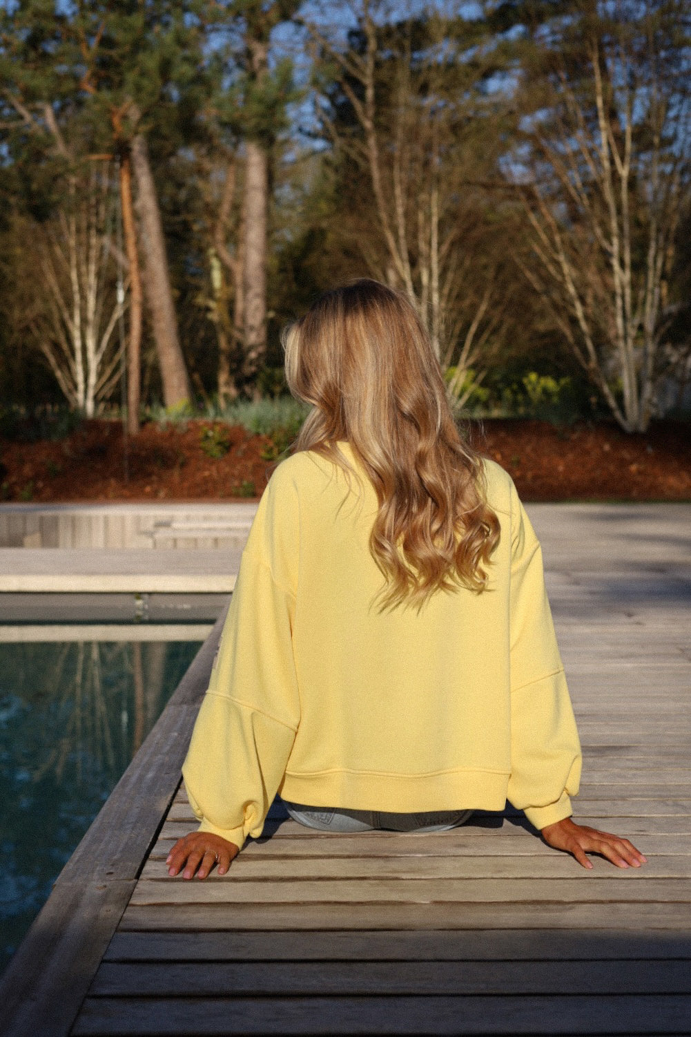 Mona jaune - Sweat-shirt brodé
