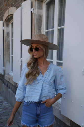 Cathy bleue - Blouse brodée
