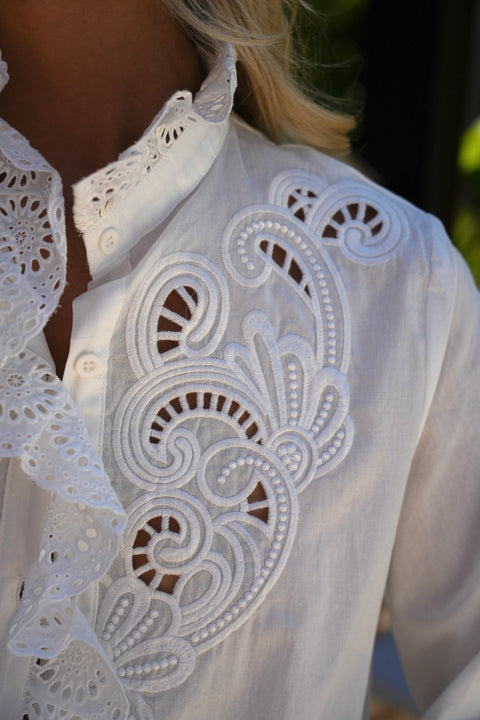 Loly blanche - Blouse brodée