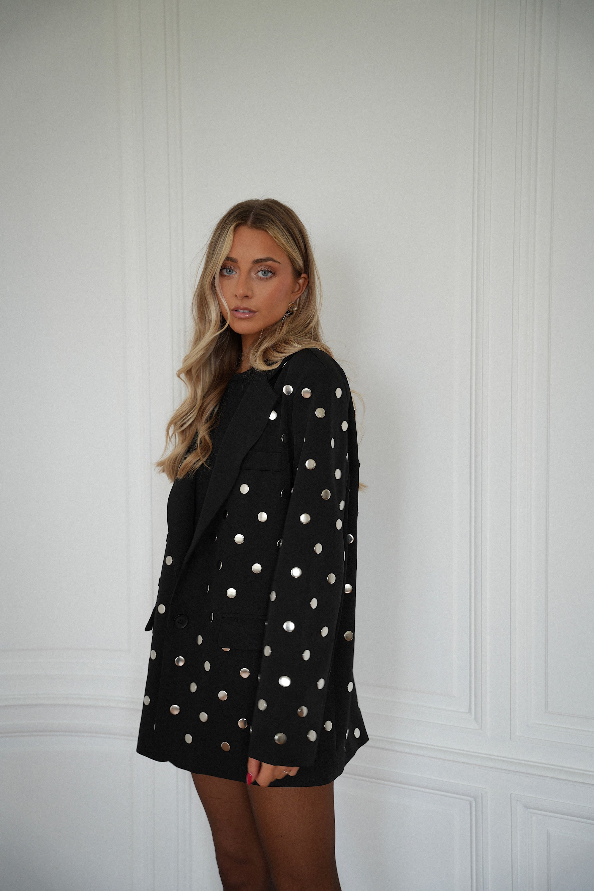 Mily noire - Veste blazer cloutée